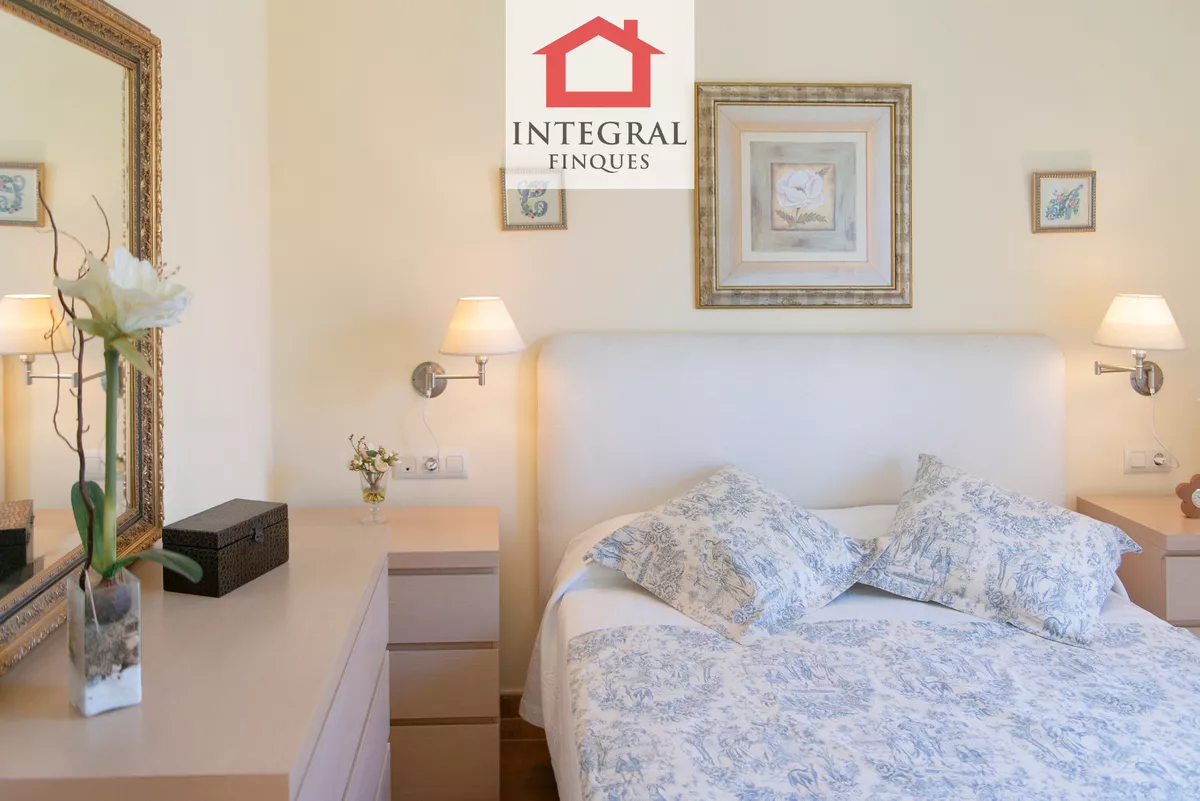 APARTAMENT AMB PÀRQUING A 2 MINUTS DE LA PLATJA