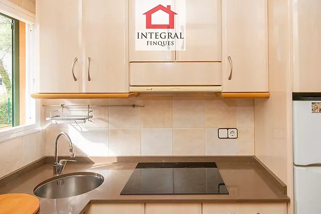 APARTAMENTO EN LA FOSCA CON PISCINA COMUNITARIA