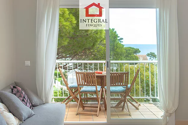 APARTAMENTO EN LA FOSCA CON PISCINA COMUNITARIA Y VISTAS AL MAR