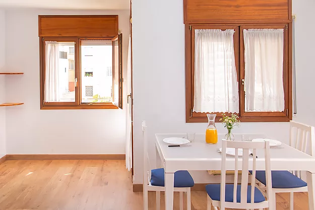 APARTAMENTO EN EL CENTRO DE PALAM&Oacute;S CON PARKING Y TRASTERO